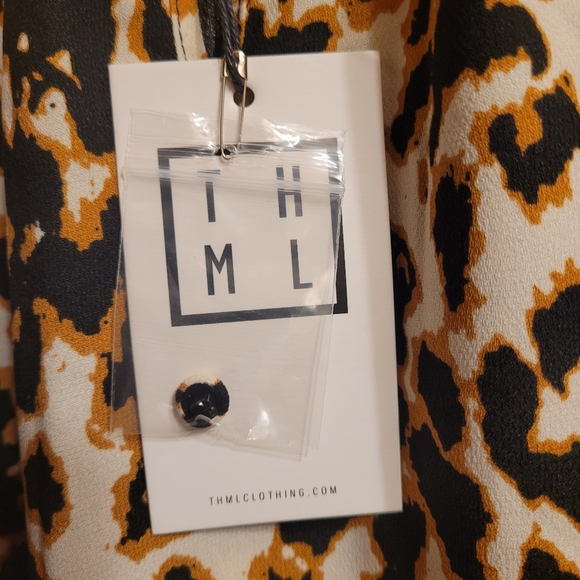 THML Leopard Print Top, New with Tags, Size Large - Picture 3 of 5